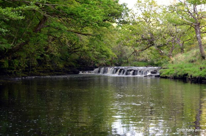 نزل Donegal Townفي The Bluestack Centre المظهر الخارجي الصورة